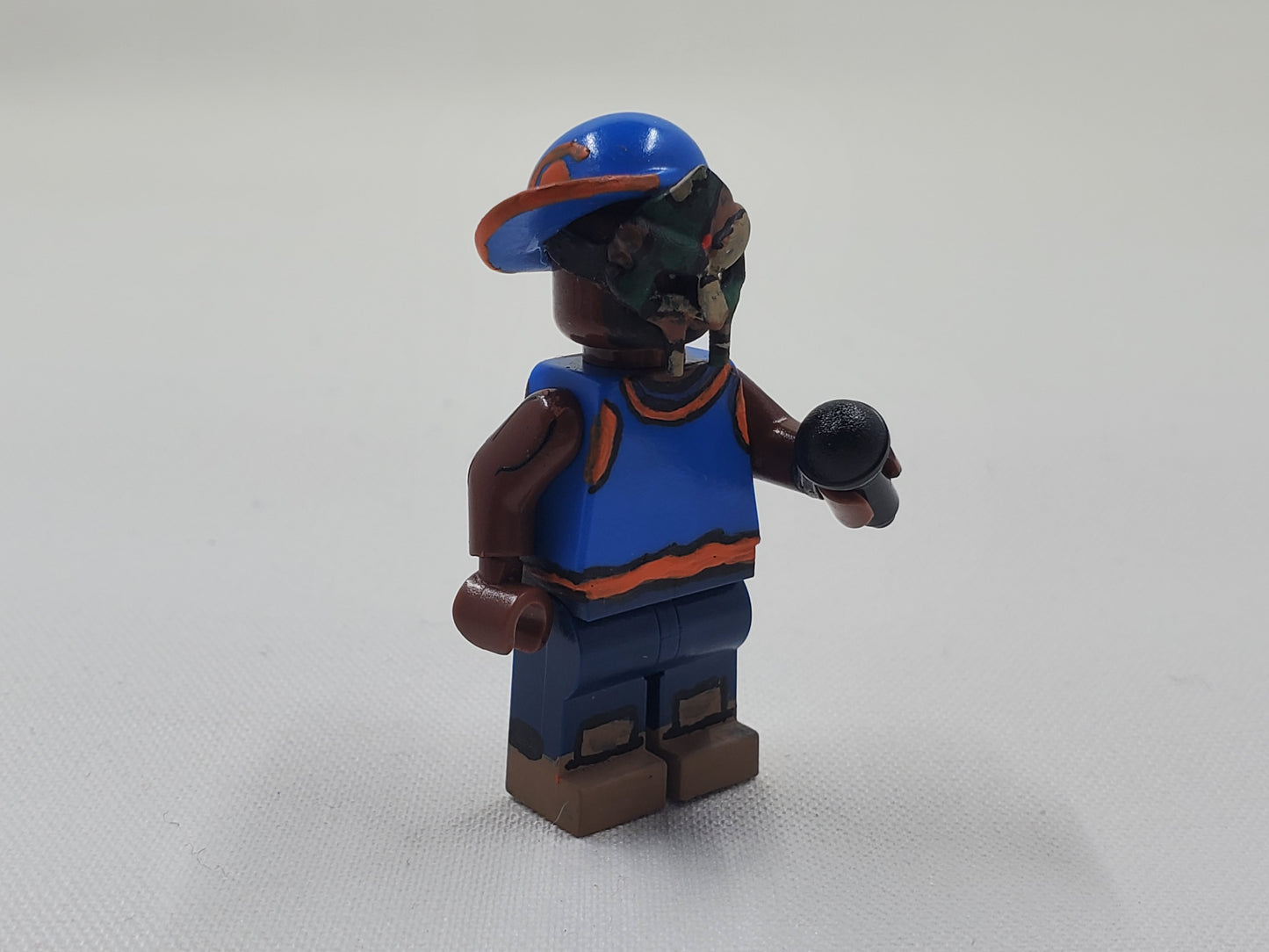 Metal Face Villain Minifigure (Jersey)