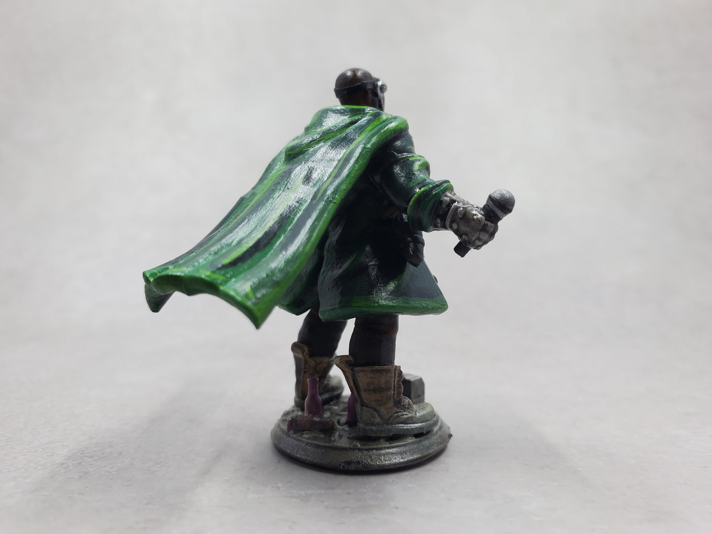 Metal Face Villain Table Top Miniature (UNPAINTED)