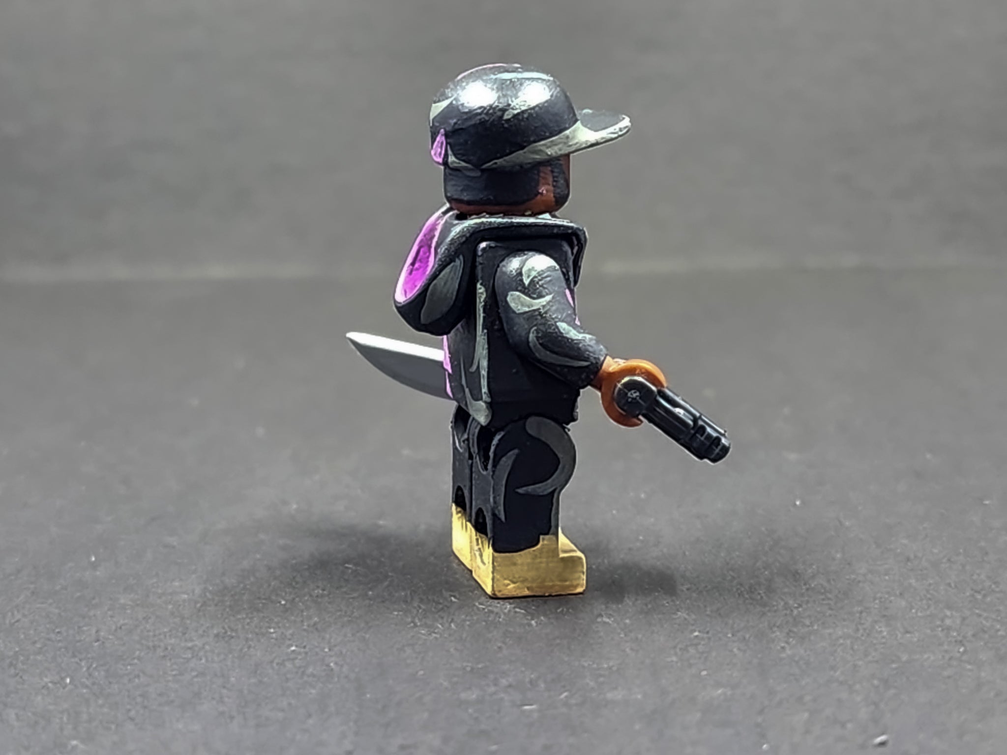 Raekwon the Chef from Wu-Tang Clan Minifigure With Cassette