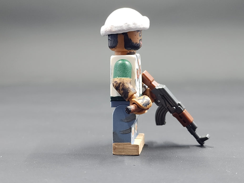 Fly Gunn Minifigure (1 of 1) with Packaging