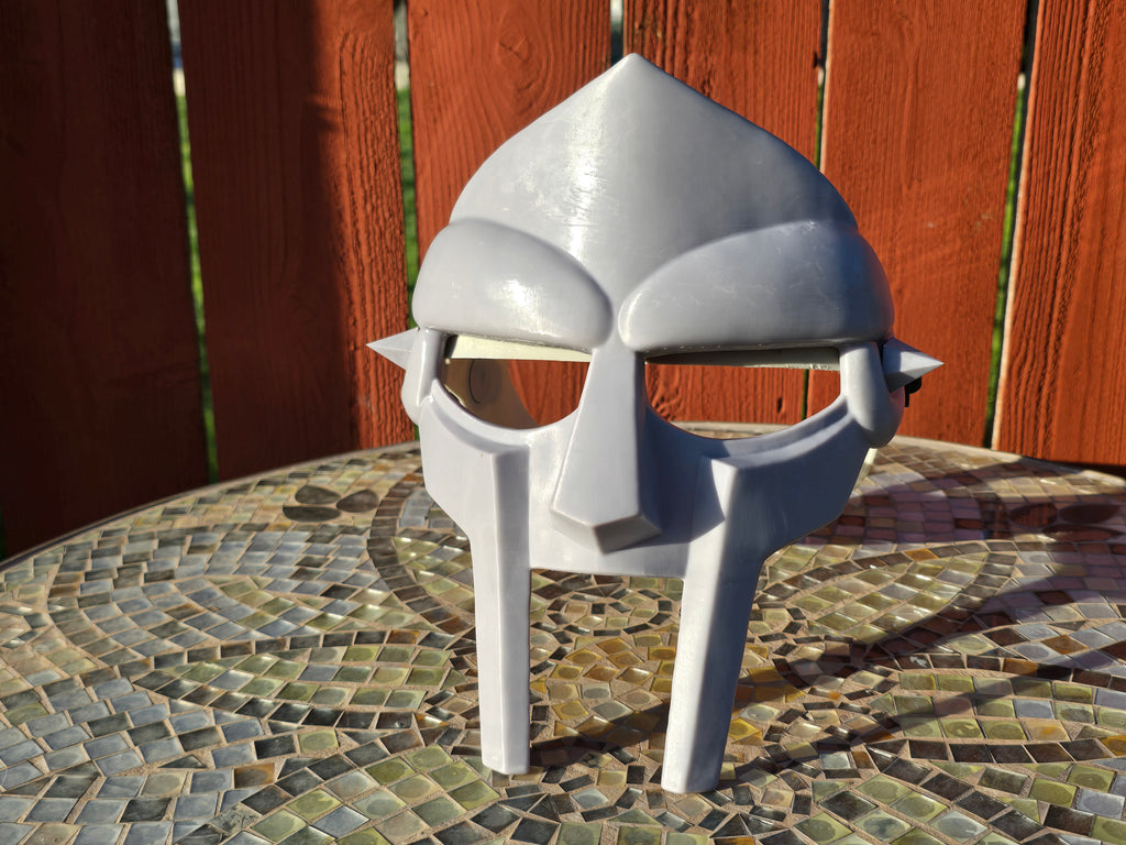Metal Face Villain Mask with Rachet Headgear *Unpainted*
