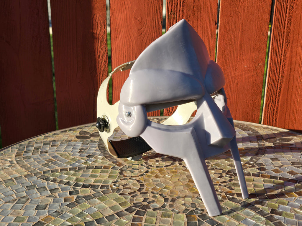 Metal Face Villain Mask with Rachet Headgear *Unpainted*