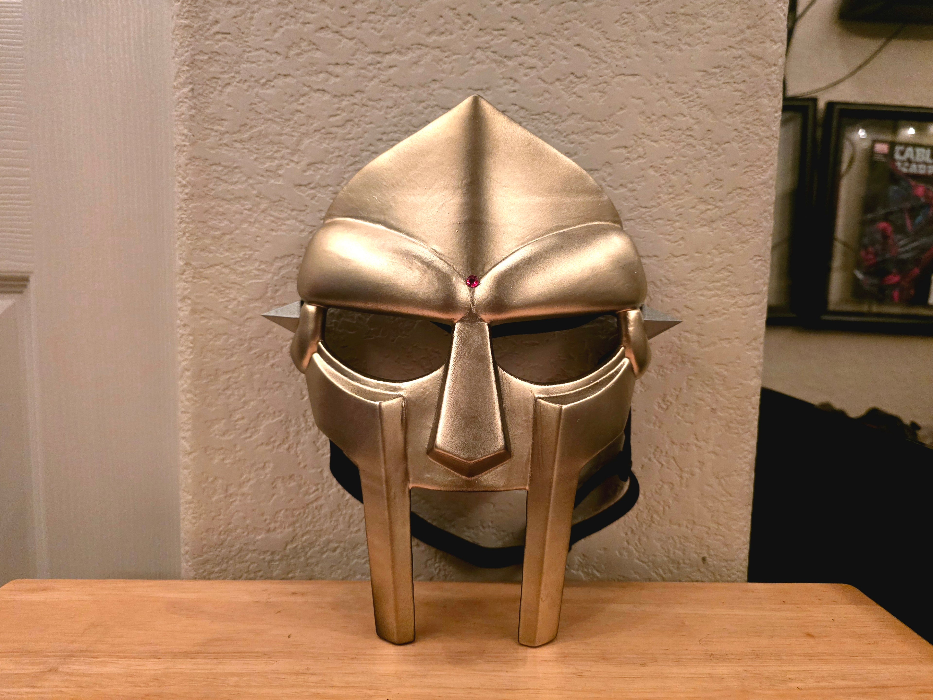 MF Villain Mask GOLD