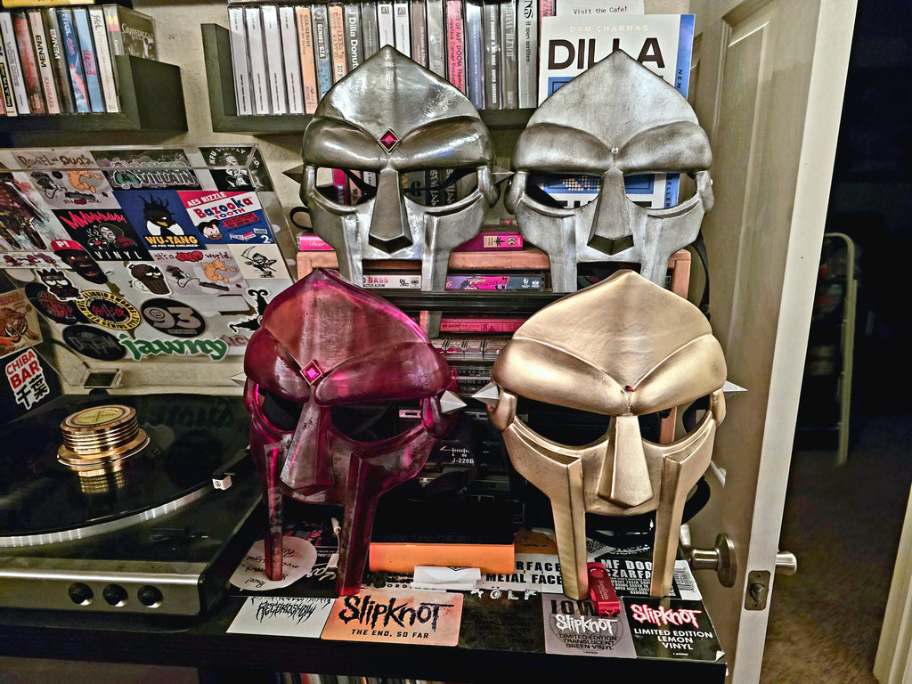 Metal Face Villain Translucent Red Mask w/ Red Diamond Gem