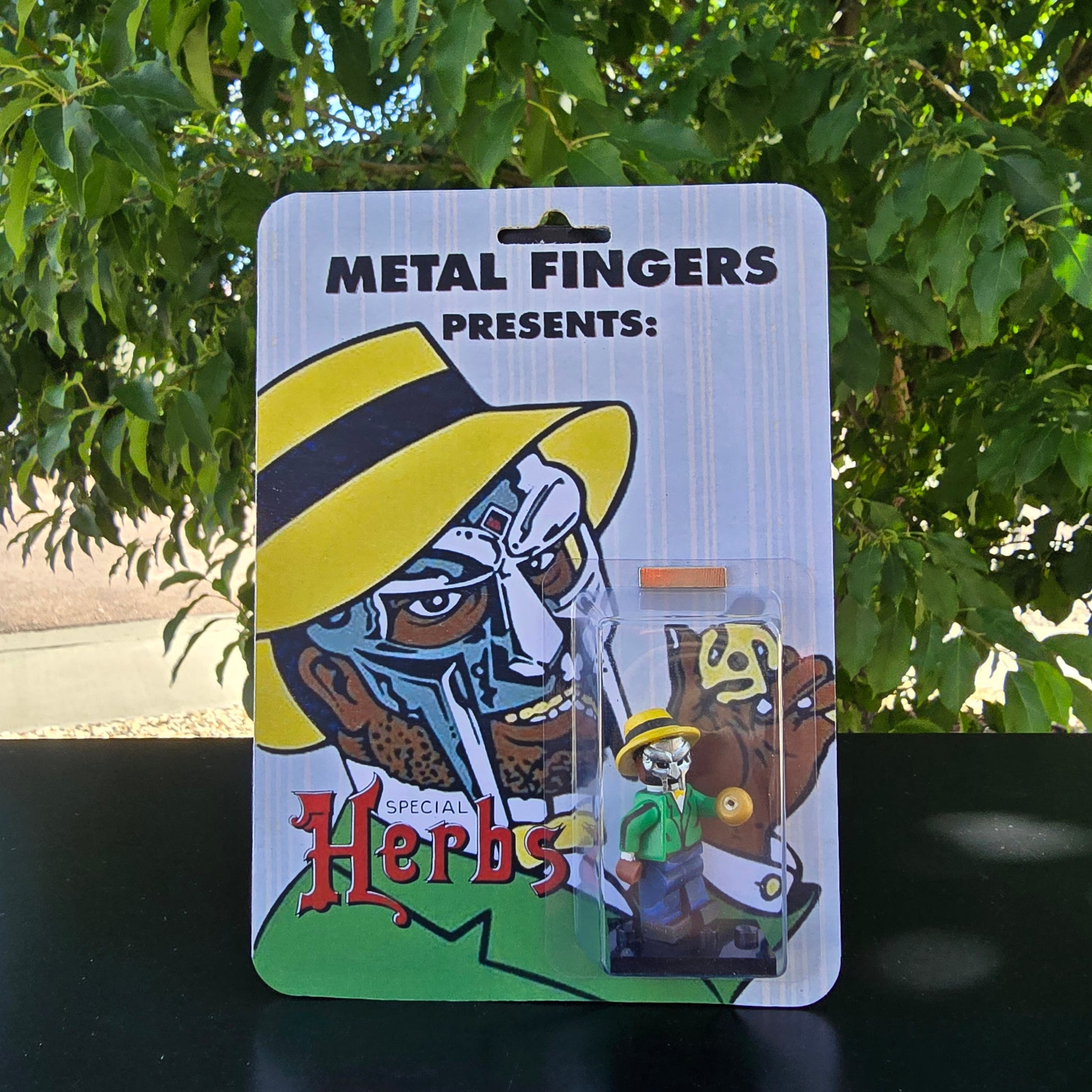 Metal Face Villain Special Herbs Minifigure 1 of 1 with Packaging