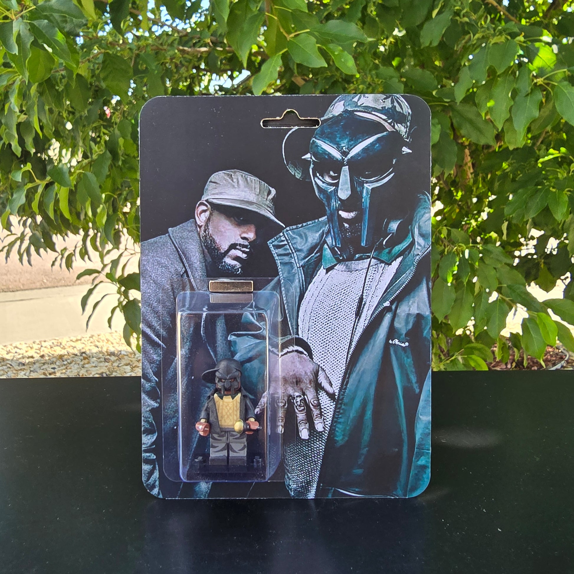 Metal Face Villain Minifigure (Madvillain) 1 of 1 with Packaging